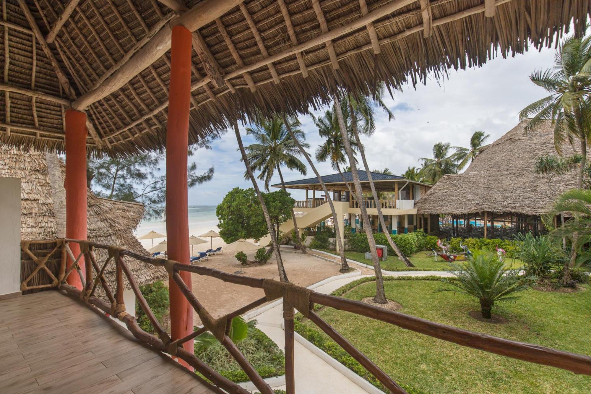 Kiwengwa Beach Resort 5* Kiwengwa (Zanzibar)
